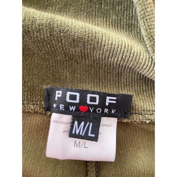 Green leggings (Poof) Medium/Large - Picture 4 of 4